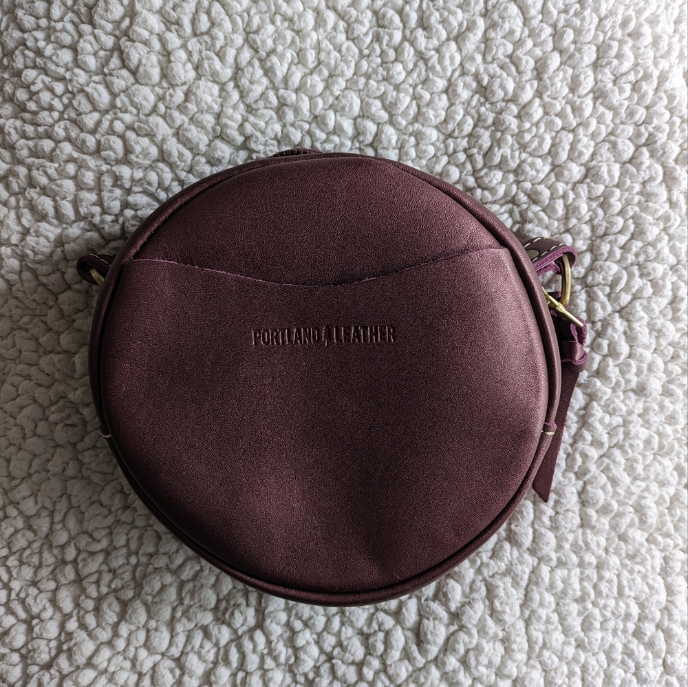 Portland Leather SMALL CIRCLE BAG 🍇